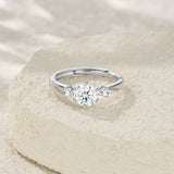 新款S925纯银莫桑石指环轻奢小众设计生日礼物戒指