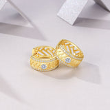 新款拉丝工艺时尚S925银镶嵌莫桑石耳钉字母O形K黄简约百搭耳环女