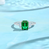 新款S925纯银经典三石款培育祖母绿戒指简约时尚培育彩宝