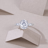 蛋形戒指经典四爪女士婚戒925银白金莫桑石女戒