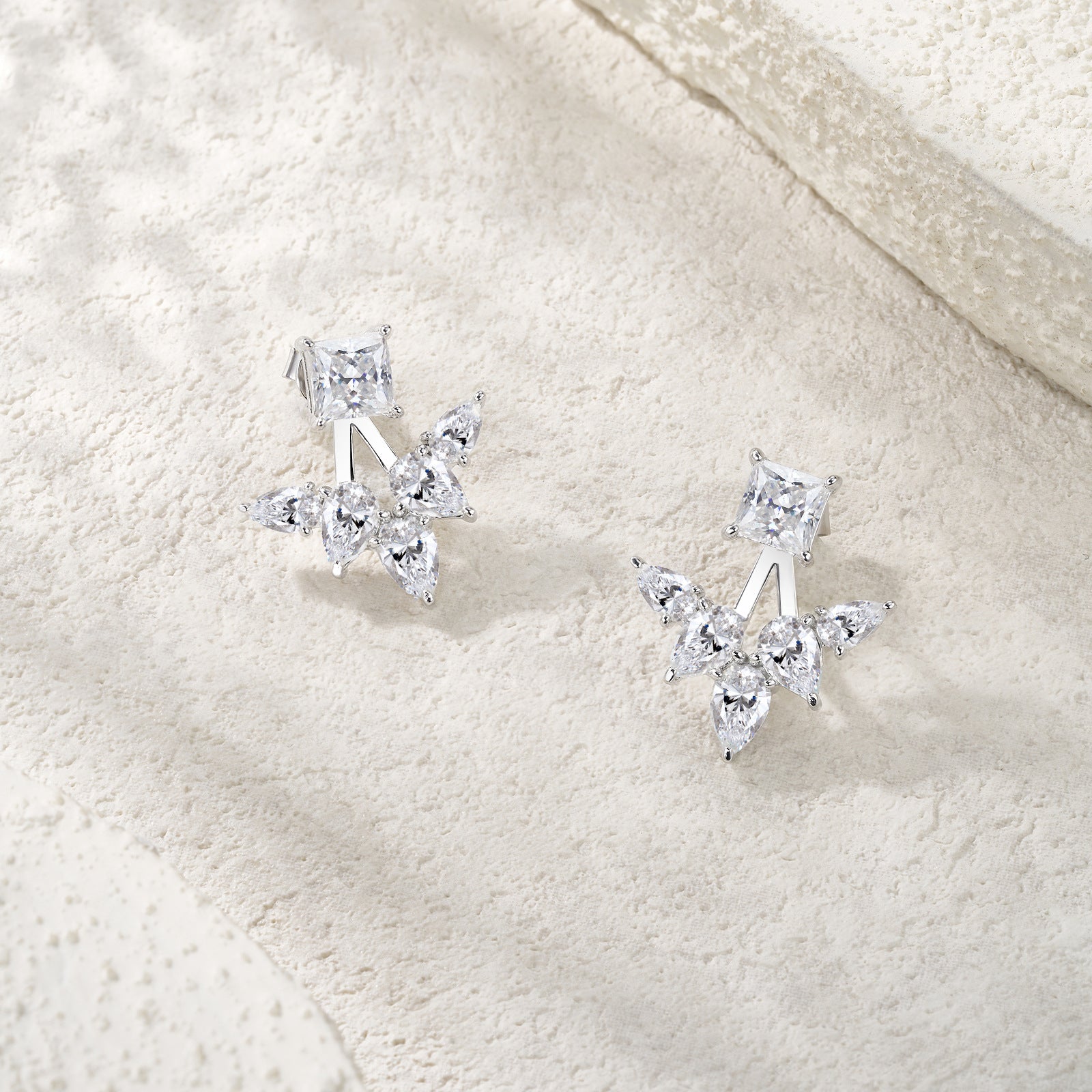 新款S925纯银镶莫桑石耳钉时尚闪亮可爱款设计蝴蝶耳饰品