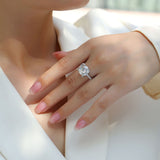 精工镶嵌大克拉戒指闪耀时尚S925银莫桑石闭口