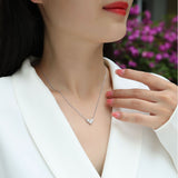 s925银莫桑石时尚吊坠项链生日礼物节日纯银女心形设计
