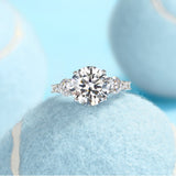 精工镶嵌大克拉戒指闪耀时尚S925银莫桑石闭口