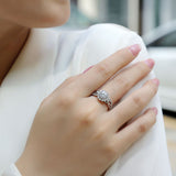 热销S925纯银戒指女莫桑石同款时尚镀白金婚戒女轻奢