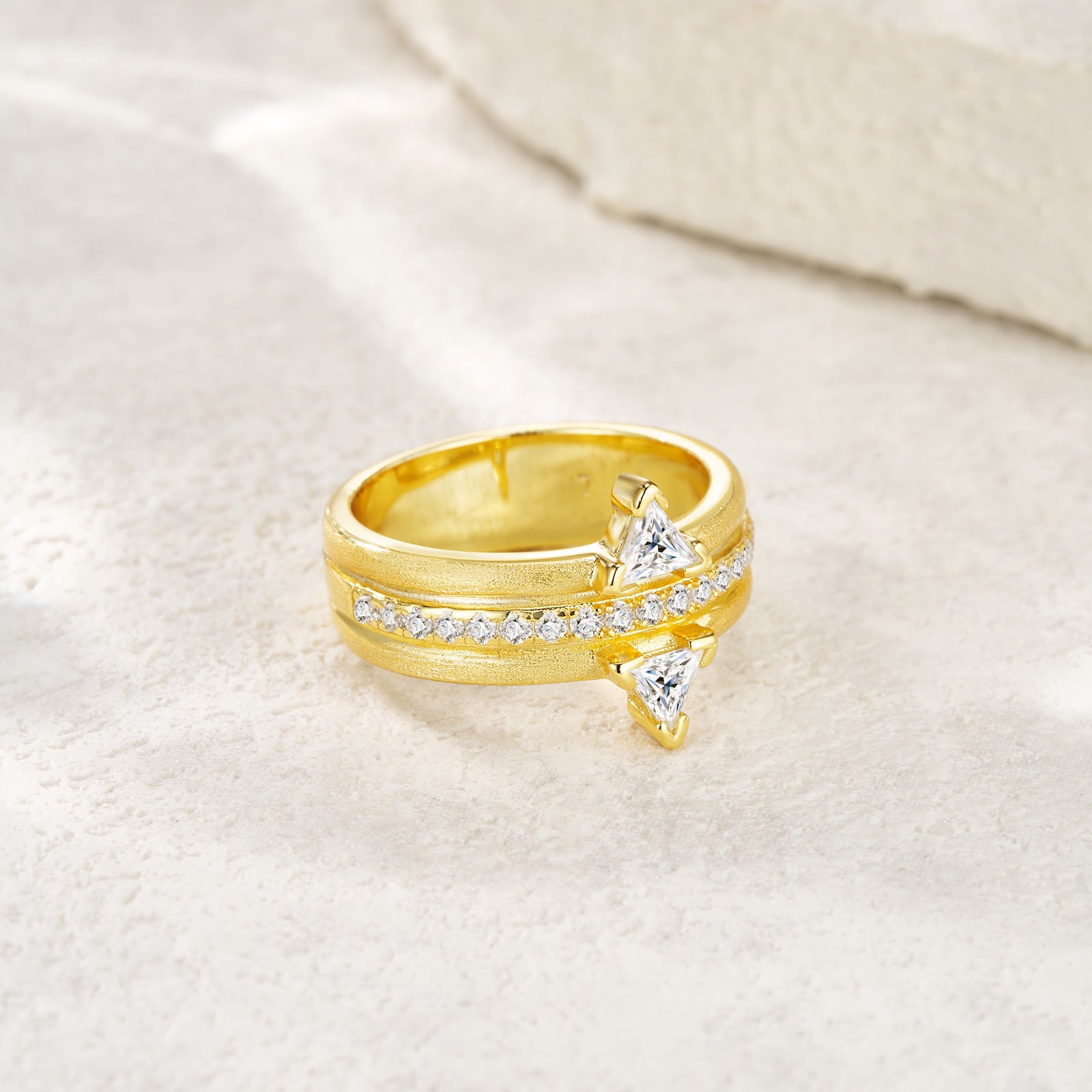 新款外热销S925纯银莫桑石戒指轻奢时尚简约百搭指环女