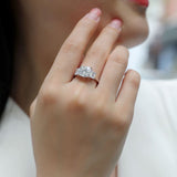 小众感奢华925银梯方戒指 莫桑石轻奢梯方戒指婚戒