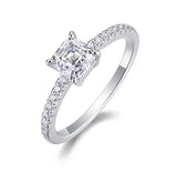 分销莫桑石戒指女轻奢925纯银镀18K金求婚订婚戒指