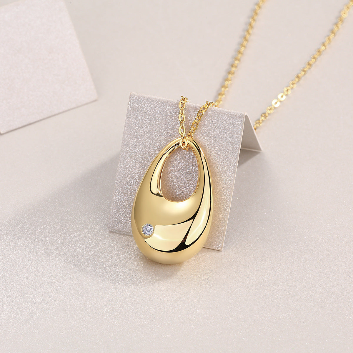 热销莫桑石项链电镀金色小众925纯银吊坠女