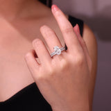 叠戴S925纯银D色莫桑石电镀18k白鹅蛋形闭口女士时尚戒指