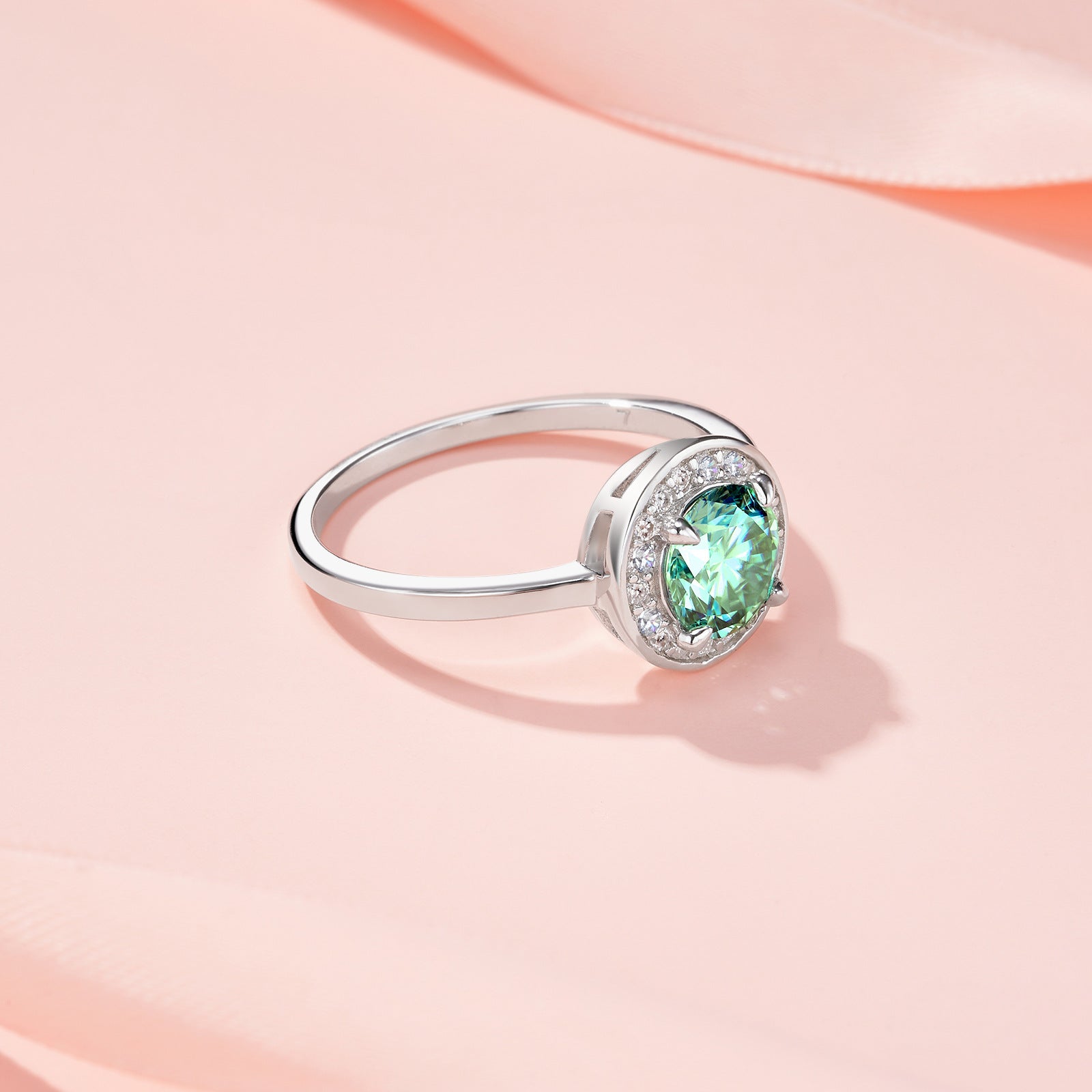 新款S925纯银镶嵌莫桑石戒指时尚小众轻奢指环女