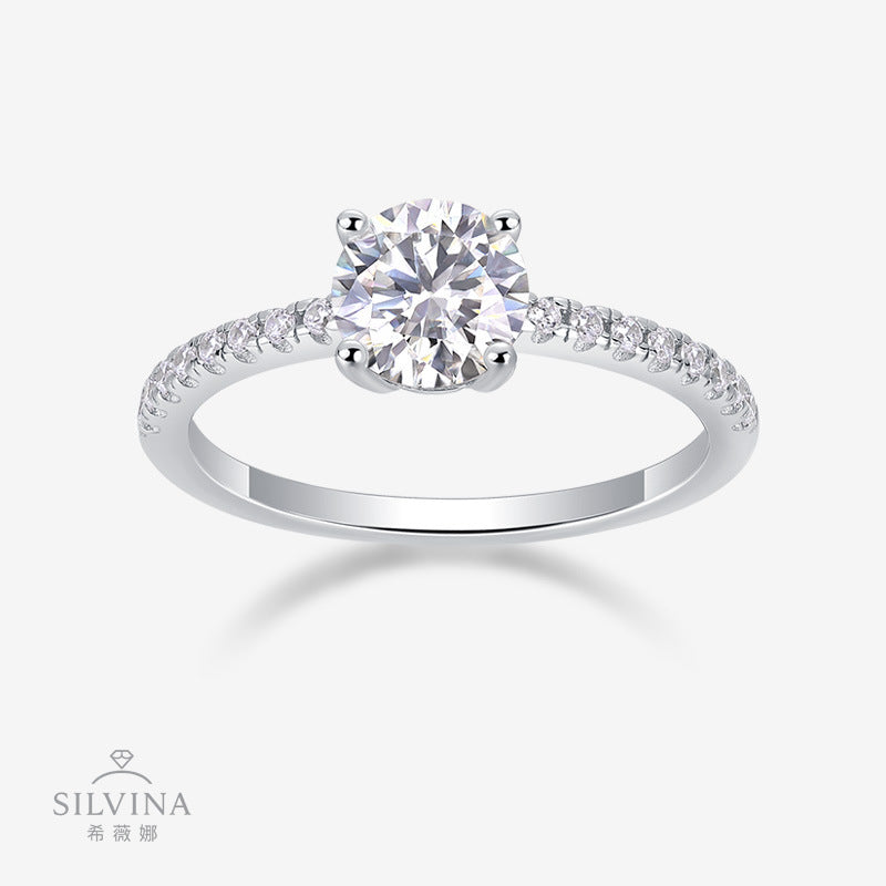 热销S925纯银戒指多克拉圆形D色莫桑石戒指婚戒礼物精美