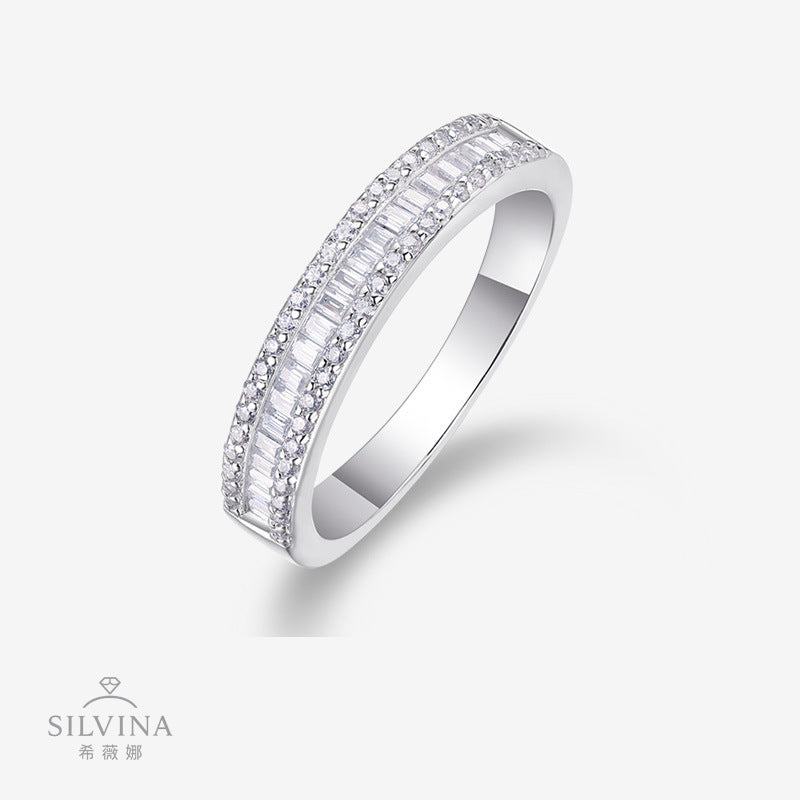 流行夸张梯方莫桑石闭口戒指男女通用百搭保色电镀指环